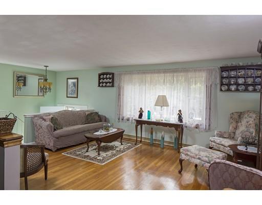 6 Trainor Dr, Braintree, MA 02184 photo 4