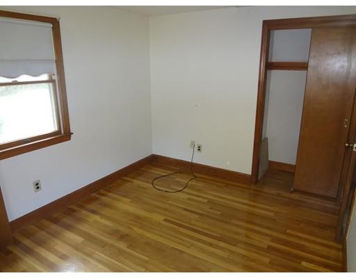 6 Crescent Ter, Saugus, MA 01906 photo 9