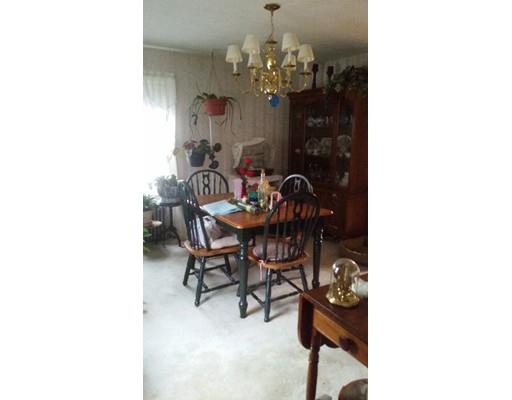100 Upland St, Springfield, MA 01104 photo 11