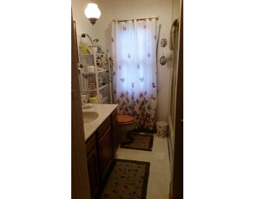 100 Upland St, Springfield, MA 01104 photo 7