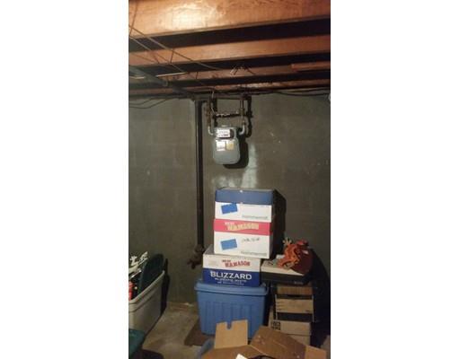 100 Upland St, Springfield, MA 01104 photo 16
