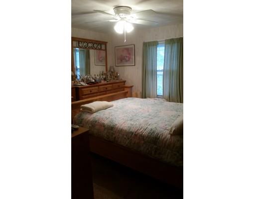 100 Upland St, Springfield, MA 01104 photo 8