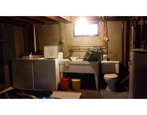 100 Upland St, Springfield, MA 01104 photo 13