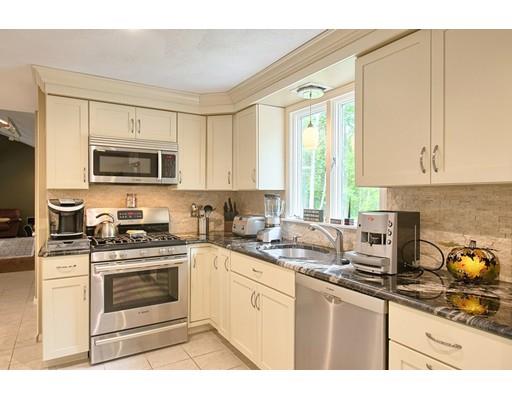 38 Collins St #A, Danvers, MA 01923 photo 6