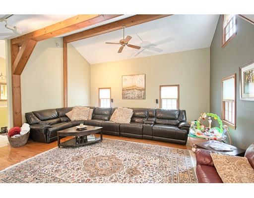 38 Collins St #A, Danvers, MA 01923 photo 3