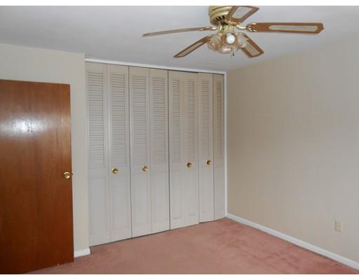 68 Colonial Cir #D, Chicopee, MA 01020 photo 8