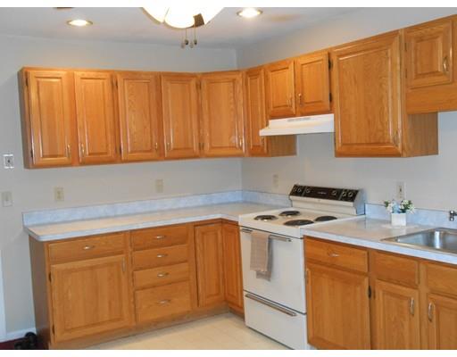 68 Colonial Cir #D, Chicopee, MA 01020 photo 4