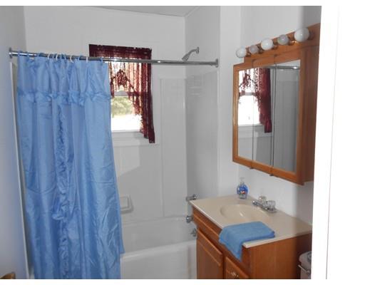 68 Colonial Cir #D, Chicopee, MA 01020 photo 10