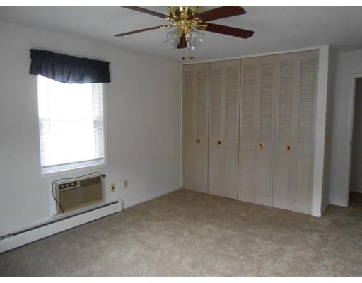 68 Colonial Cir #D, Chicopee, MA 01020 photo 12