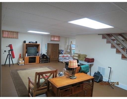 25 White Oak Ln, Fall River, MA 02722 photo 20