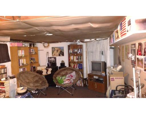 73 Eloise St, Springfield, MA 01118 photo 21