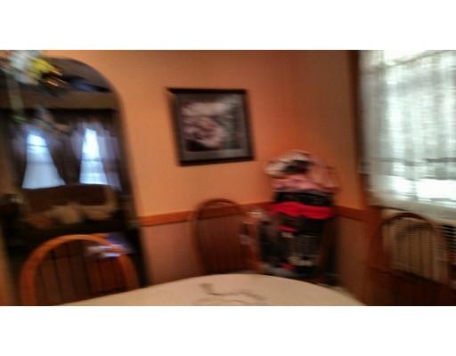 73 Eloise St, Springfield, MA 01118 photo 10
