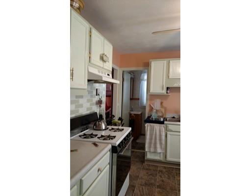 73 Eloise St, Springfield, MA 01118 photo 9