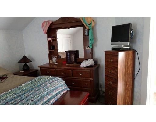 73 Eloise St, Springfield, MA 01118 photo 16