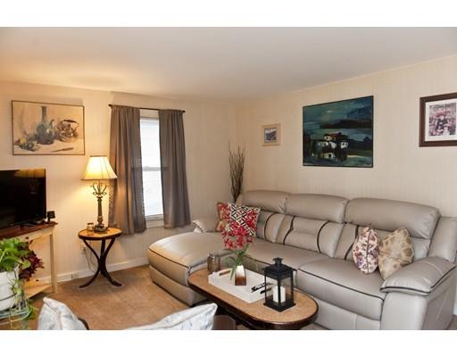 79 Powell Ave, Springfield, MA 01118 photo 2