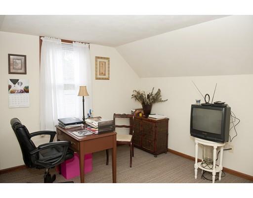 79 Powell Ave, Springfield, MA 01118 photo 14