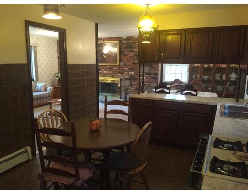 515 Tiffany St, Springfield, MA 01108 photo 6