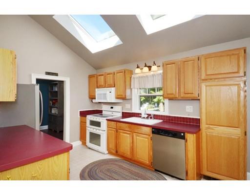 42 Forest St, Danvers, MA 01923 photo 16
