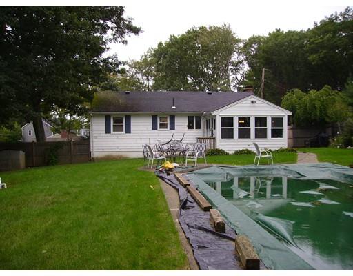 4 Woodridge Rd, Maynard, MA 01754 photo 2