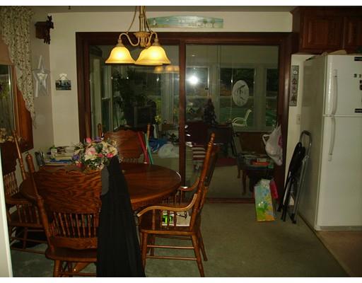 4 Woodridge Rd, Maynard, MA 01754 photo 4
