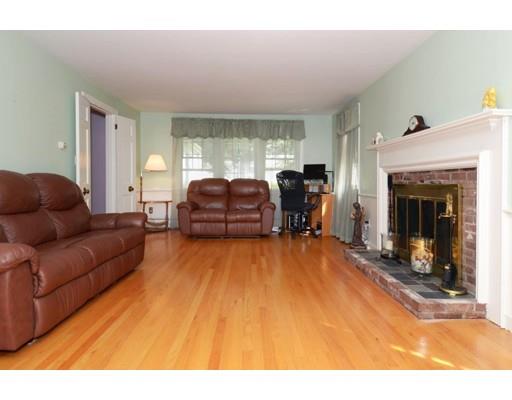 7 Greenleaf Dr, Danvers, MA 01923 photo 8