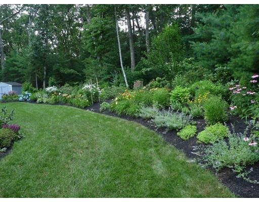 21 Laurel Cir, Needham, MA 02492 photo 24
