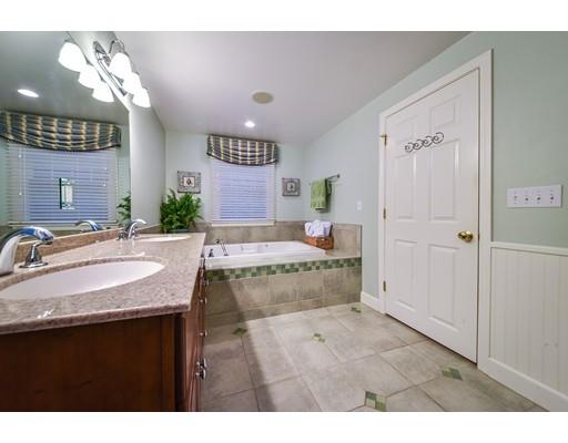 21 Laurel Cir, Needham, MA 02492 photo 12
