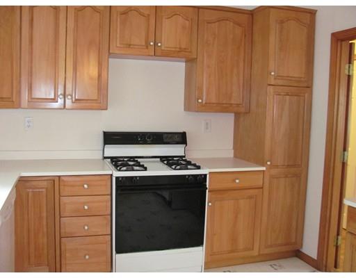 20 Puddingstone, Bellingham, MA 02019 photo 6