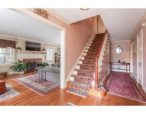 36 Shefford St, Springfield, MA 01107 photo 4