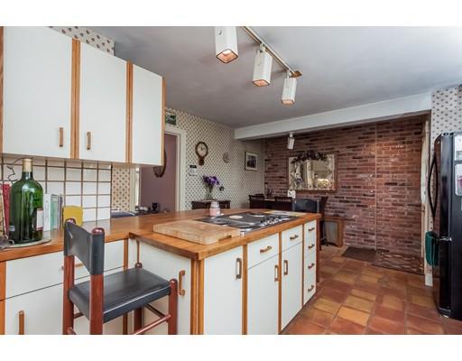 36 Shefford St, Springfield, MA 01107 photo 11