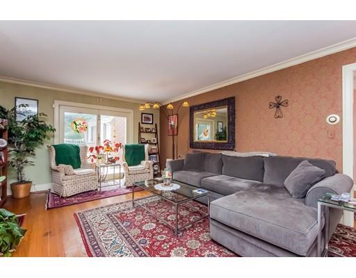 36 Shefford St, Springfield, MA 01107 photo 7