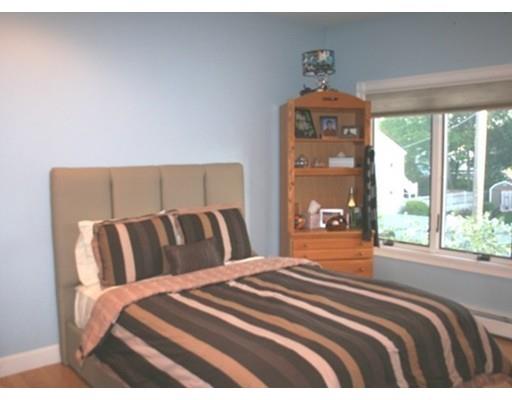 35 Crescent Ave, Saugus, MA 01906 photo 18