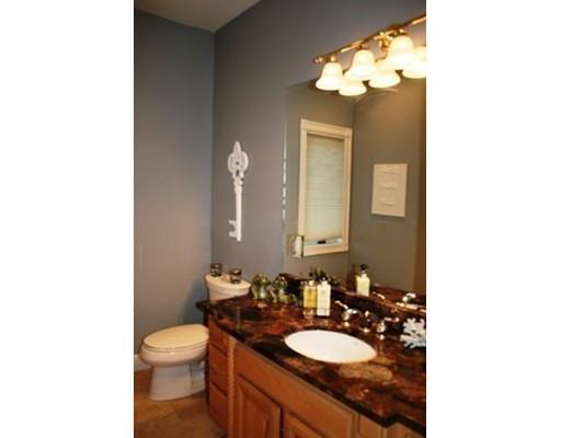 35 Crescent Ave, Saugus, MA 01906 photo 15