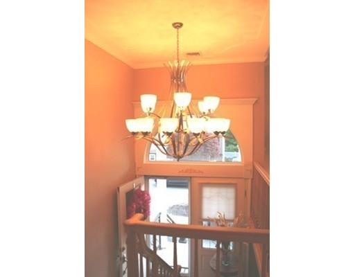 35 Crescent Ave, Saugus, MA 01906 photo 12