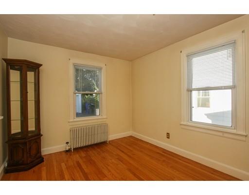 43 Dana St, Springfield, MA 01104 photo 7
