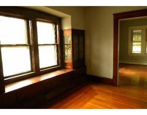 16 Chandler St, Maynard, MA 01754 photo 9