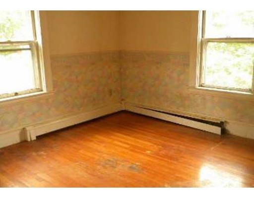 16 Chandler St, Maynard, MA 01754 photo 5