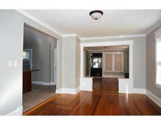52 Granby St, Springfield, MA 01108 photo 8