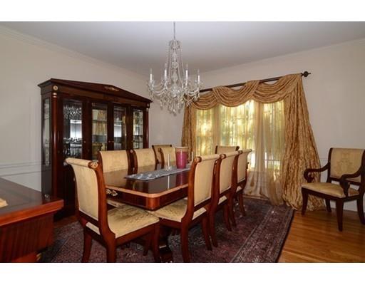 56 Pilgrim Rd, Wellesley, MA 02481 photo 7
