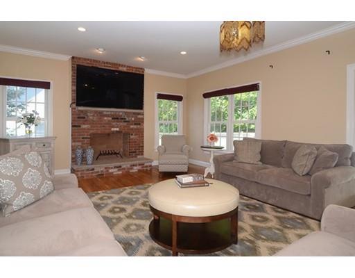 56 Pilgrim Rd, Wellesley, MA 02481 photo 6