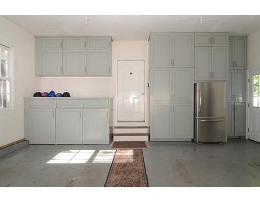 56 Pilgrim Rd, Wellesley, MA 02481 photo 14