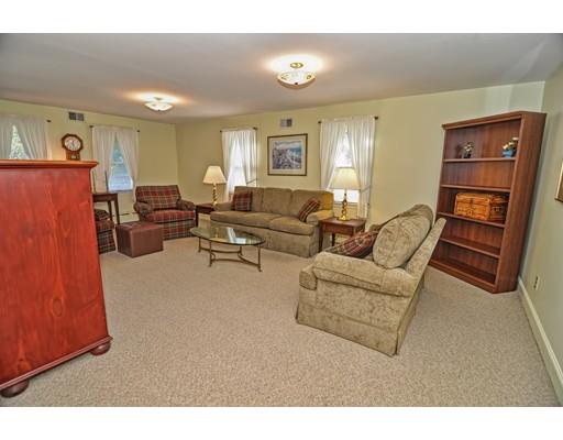 287 Maple St, Middleton, MA 01949 photo 8