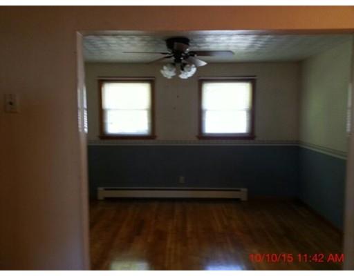 33 Crowningshield Rd, Worcester, MA 01604 photo 6