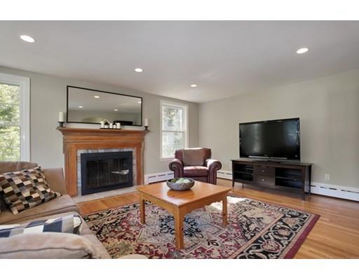 9 Summer Hill Rd, Maynard, MA 01754 photo 3