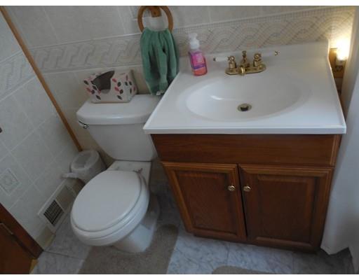 40 Georgetown St, Springfield, MA 01104 photo 17
