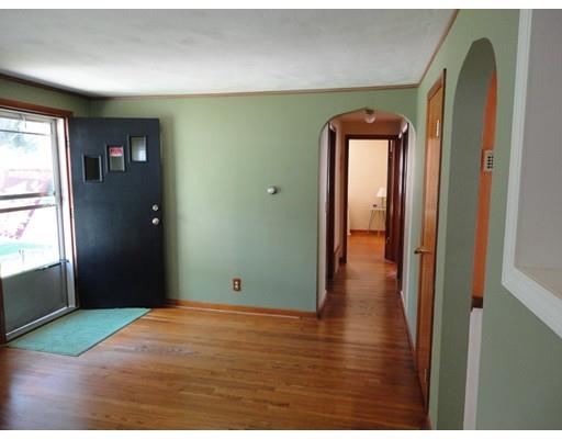 40 Georgetown St, Springfield, MA 01104 photo 13