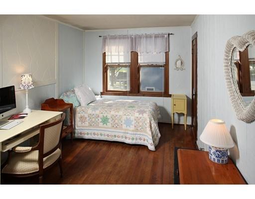 28 Thompson Ave, Hingham, MA 02043 photo 8