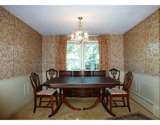 77 Winding Ln, Springfield, MA 01118 photo 9