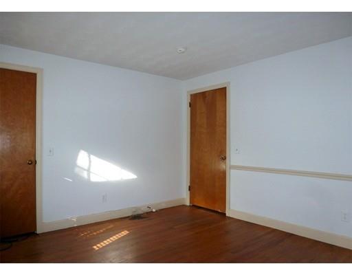 77 Winding Ln, Springfield, MA 01118 photo 18