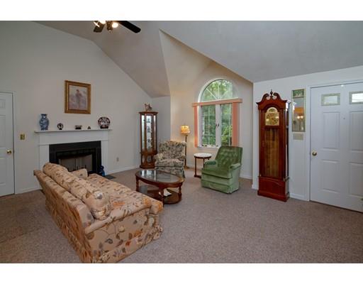 4 Swain Cir, Mashpee, MA 02649 photo 2